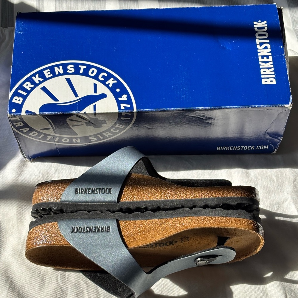 Birkenstock Blue and Brown Gizeh Sandals Brand New In Box 37 - Picture 5 of 6